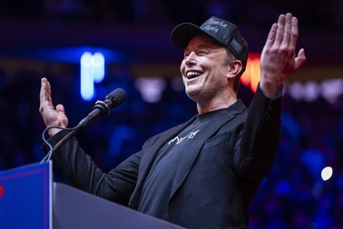 Elon Musk và 3 điều định hình một năm 2025 kỳ lạ