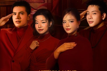 Ca sĩ Quốc Thiên xúc động khi hát ca khúc về tình yêu nước
