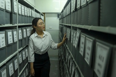 Nhiều tài liệu bàn giao sau sáp nhập còn để trong thùng