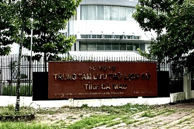 Kỷ luật Giám đốc Trung tâm lưu trữ lịch sử Cà Mau