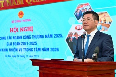 Bộ trưởng Nguyễn Hồng Diên chỉ đạo gì trong tổng kết ngành Công Thương?